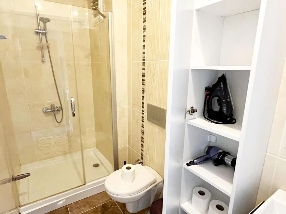 Apartment Istanbul Bahcesehir 2+1 Lux Residence New Airport And Akbati Mall