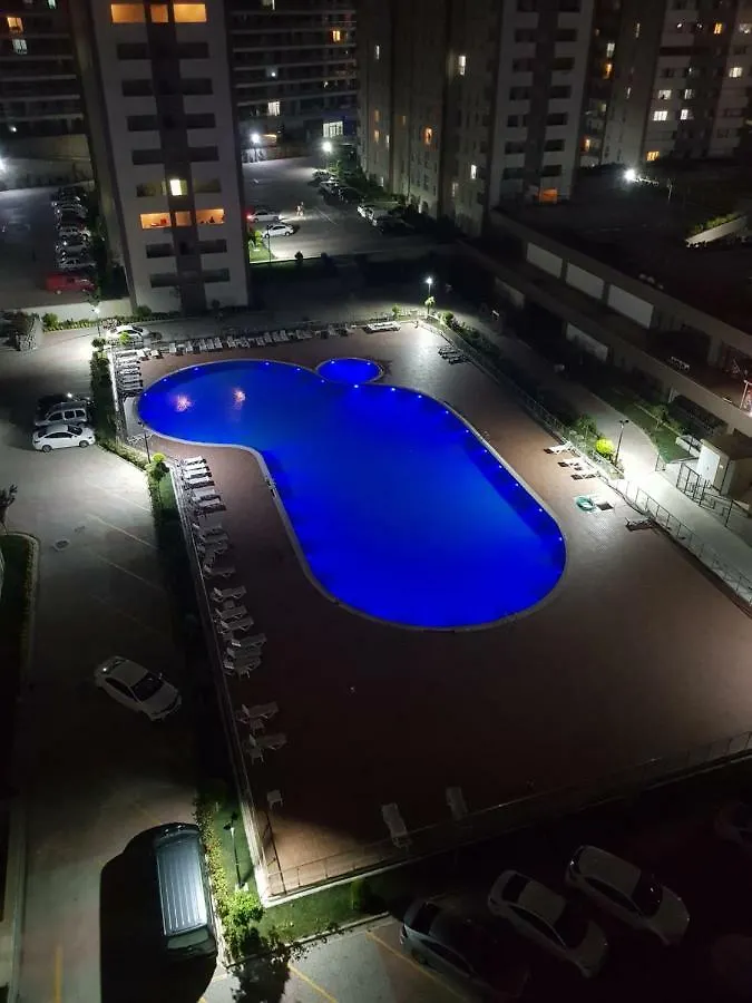 Istanbul Bahcesehir 2+1 Lux Residence New Airport And Akbati Mall